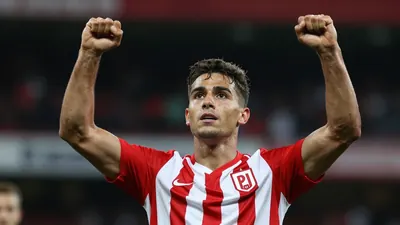 Wycombe Wanderers' offer for Exeter City striker Jayden Wareham has been turned down