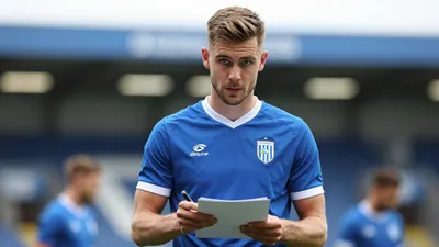 Nick Freeman signs for Gillingham, reuniting with Ainsworth
